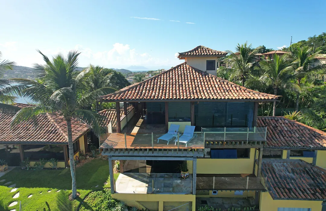 Cliffside Luxury Inn-1